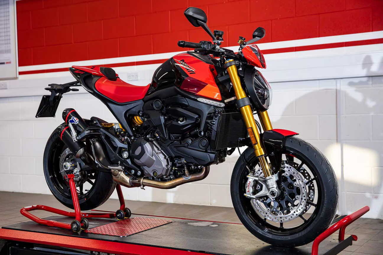 2025 Ducati Monster SP