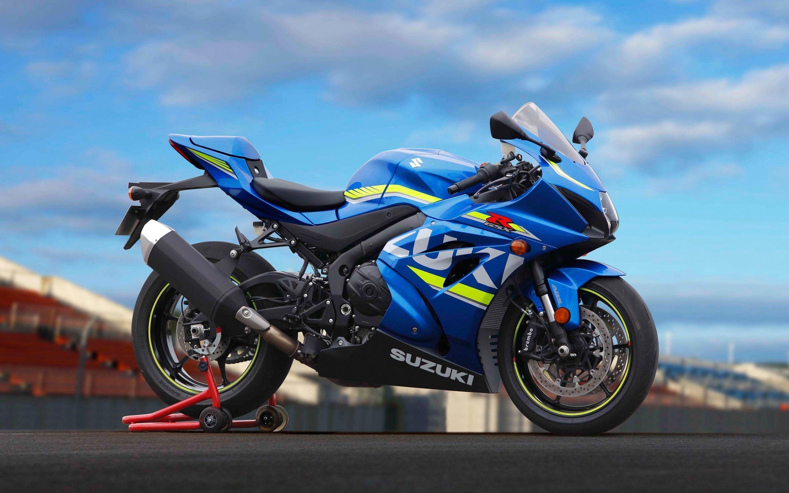 Suzuki’s GSX-R1000R: The Ultimate Track-Ready Superbike for Everyday Thrills